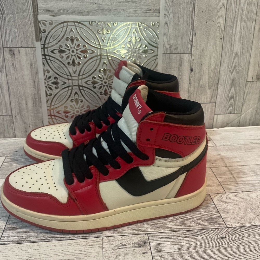 Don bootleg Jordan 1 shoes